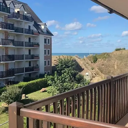 Front De Apartment *