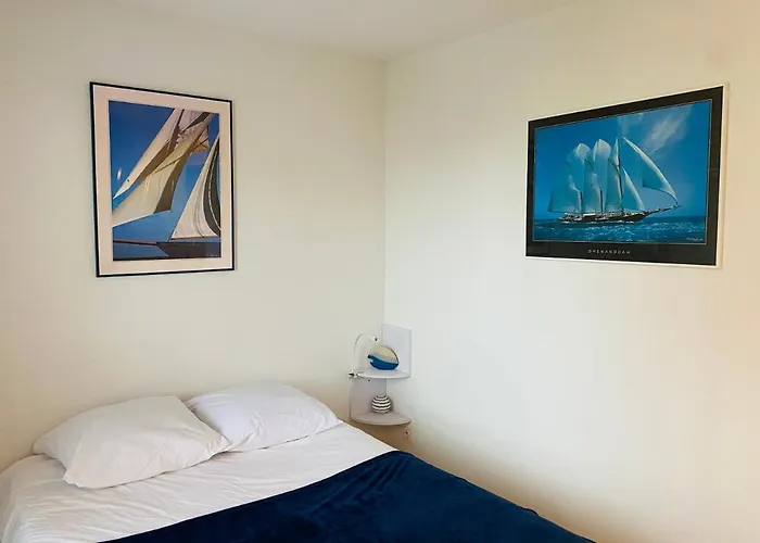 Front De Appartement *